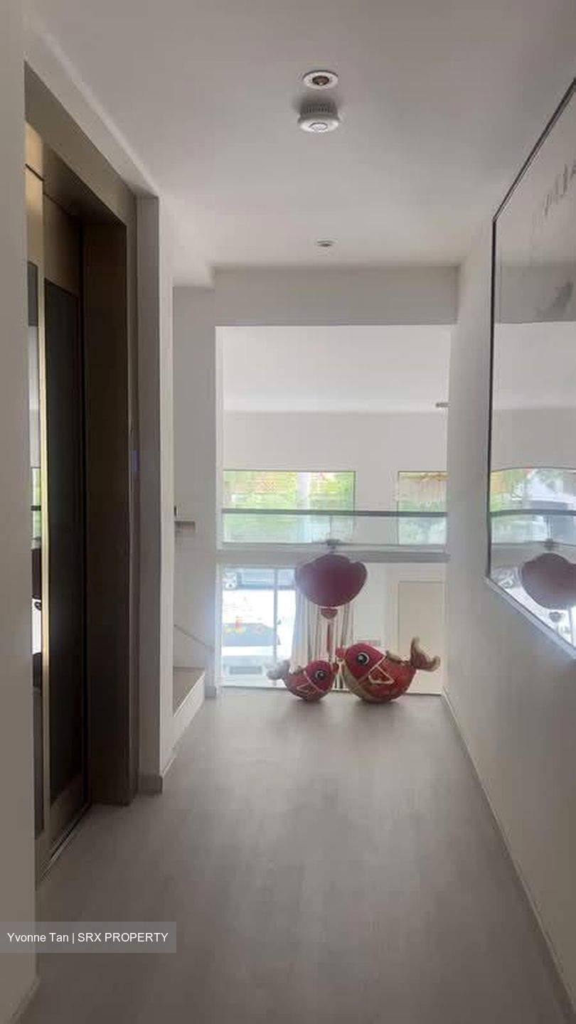 Saraca Gardens (D28), Terrace #559040191